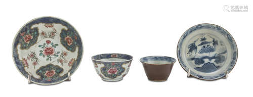 TWO CHINESE POLYCHROME AND GOLD ENAMELED CUPS AND SAUCERS 18TH CENTURY..