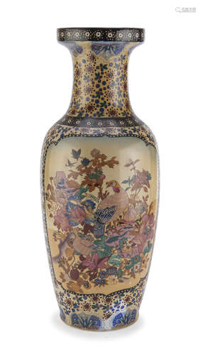 A BIG POLYCHROME ENAMELED CHINESE CERAMIC VASE 20TH CENTURY.