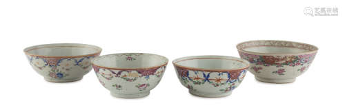 FOUR CHINESE POLYCHROME ENAMELED PORCELAIN BOWLS 18TH-19TH CENTURY