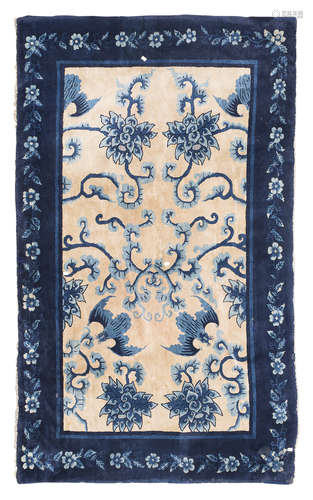 A RARE BEIJING CARPET. EARLY 20TH CENTURY.