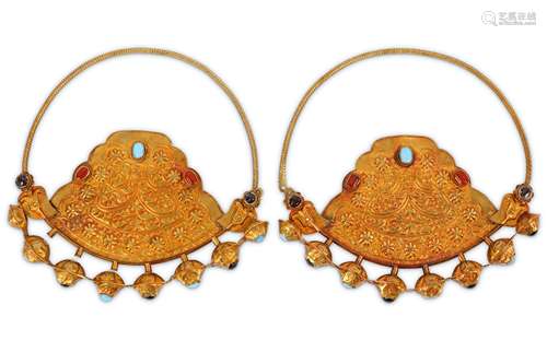 * A PAIR OF LARGE GILT-COPPER REVIVAL HOOP EARRINGS