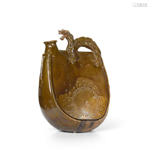 A RARE OLIVE-GREEN-GLAZED POTTERY FLASK Liao dynasty