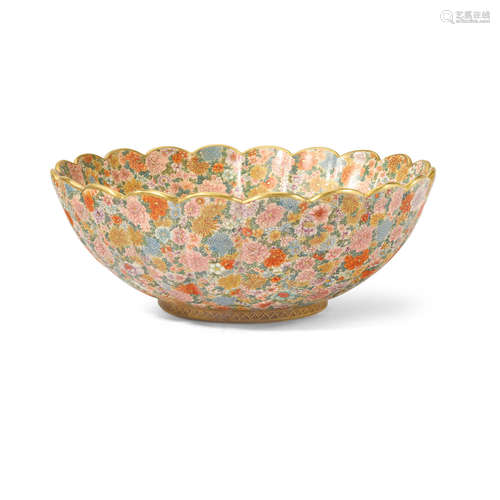 Sozan for the Kinkozan workshop (circa 1900) A large Satsuma bowl Meiji era (1868-1912), circa 1900