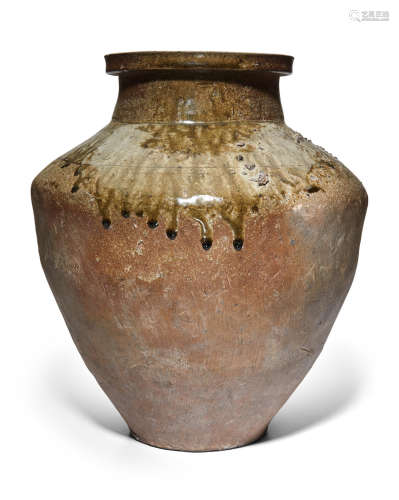 A large stoneware jar Tokoname ware, Kamakura period (1185-1333), 13th/14th century