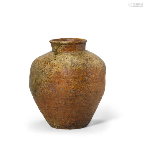 A small stoneware jar Shigaraki ware, Edo period (1615-1868), 18th/19th century