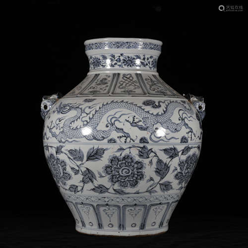 A BLUE AND WHITE POT WITH BEAST EARS AND DRAGON PATTERNS IN YUAN DYNASTY