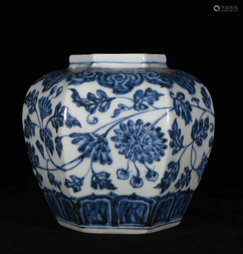 A BLUE AND WHITE FLOWER POT IN MING DYNASTY