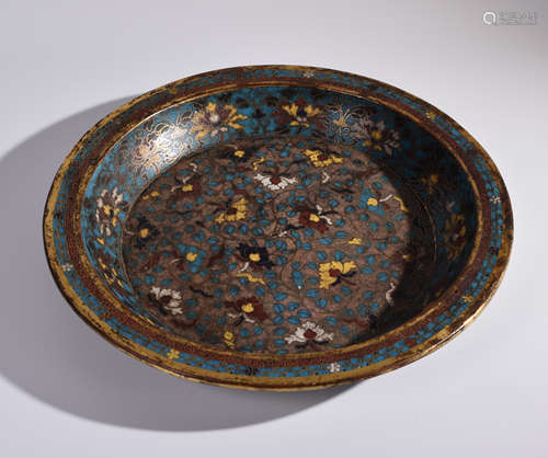 A COPPER CLOISONNE ENAMEL PLATE IN MING DYNASTY