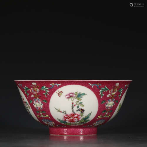 A Chinese Carmine Blue and White Floral Porcelain Bowl