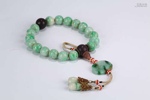 A Chinese Jadeite Beads Hand String