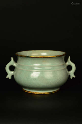 A Chinese Azure Gild Draong Ears Porcelain Censer