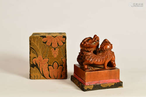 A Chinese Carved Boxwood Lion Handle Seal