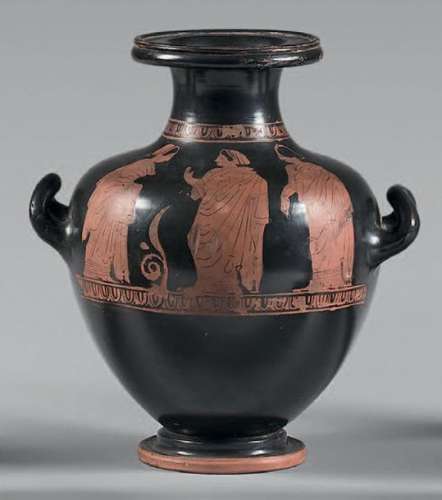 Red figure Hydria whose belly is adorned with thre…