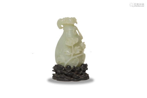 Chinese Carved Jade Vase, 18th Century