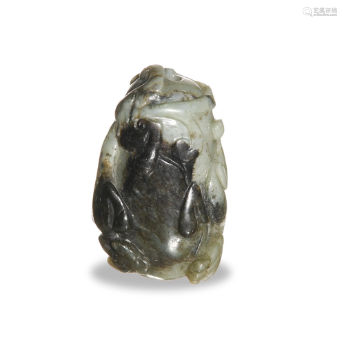 Chinese Black and White Jade Toggle, Ming …