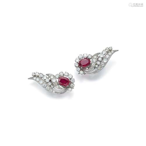 PAIR OF RUBY AND DIAMOND EARRINGS   紅寶石 配 鑽石 耳環一對