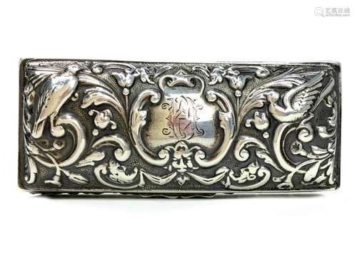 A VICTORIAN SILVER RING BOX