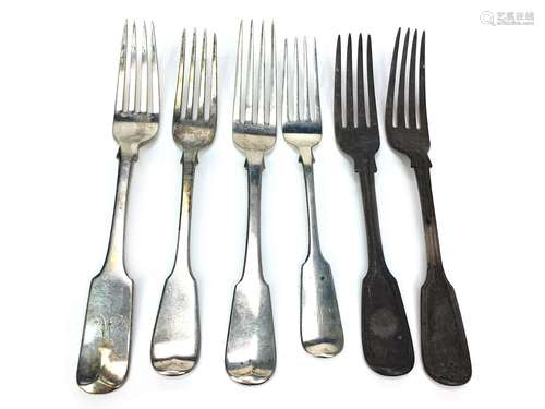 A COMPOSITE SET OF SIX DINING FORKS