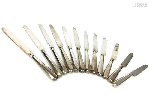 A SET OF TWELVE GEORGE III SILVER DESSERT KNIVES