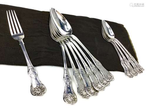 A SET OF SEVEN GEORGE III SILVER TABLE SPOONS