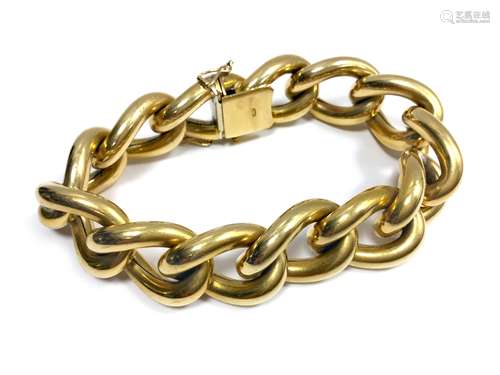 GOLD LINK BRACELET, formed by oval links, 22cm long, marked 750, 54.1g