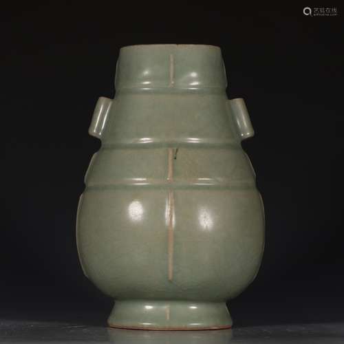 A Chinese Longquan Porcelain Vase