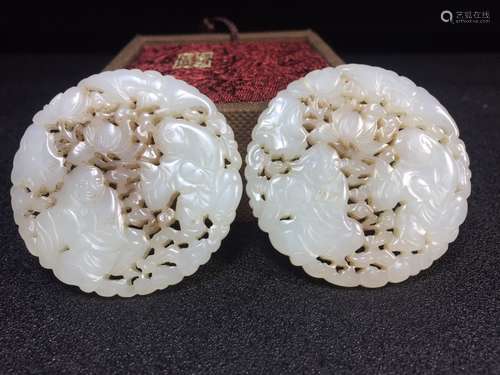 A Pair of Chinese Carved Hetian Jade Pendant