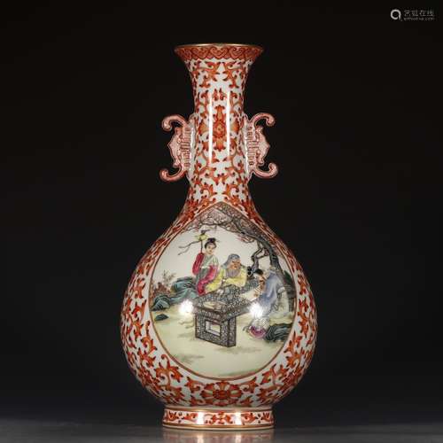 A Chinese Famille Rose Figure Painted Porcelain Vase