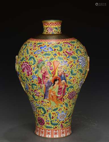 A Chinese Enamel Floral Arhats Painted Porcelain Vase