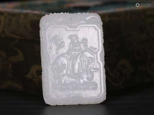 A Chinese Carved Hetian Jade Pendant