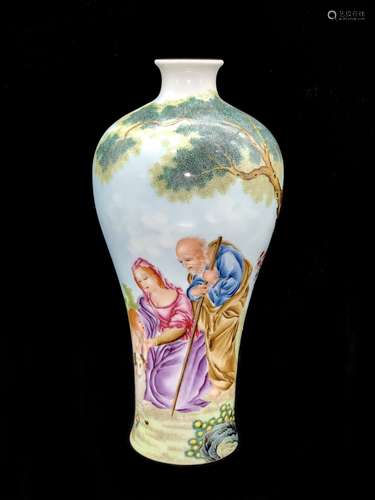 A Chinese Yangcai Figure Painted Porcelain Vase