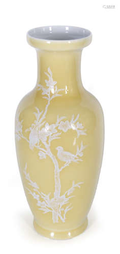 60-70年代 雞油黃堆白瓶