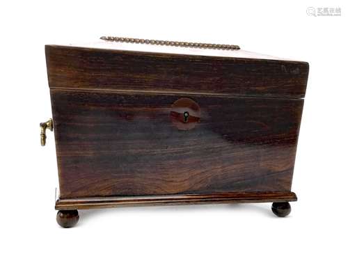 A VICTORIAN ROSEWOOD TEA CADDY