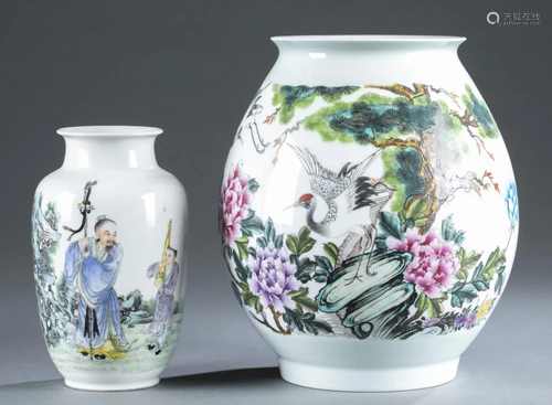 2 Chinese famille rose porcelain vases.