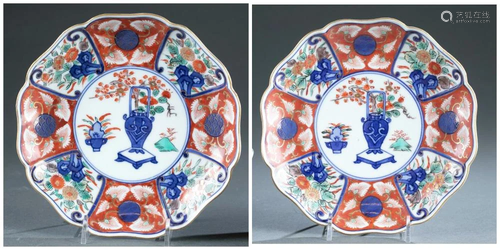 2 Chinese Imari porcelain plates.