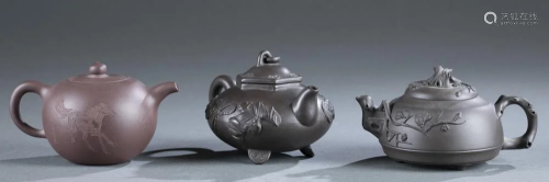 3 Small Yixing zisha ceramic teapots.