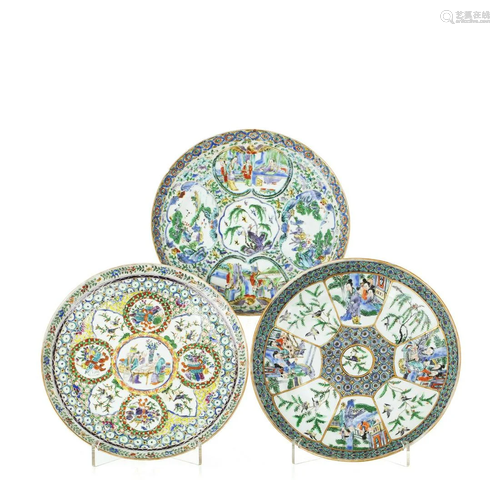 Three 'Mandarin' dishes in Chinese porcelain