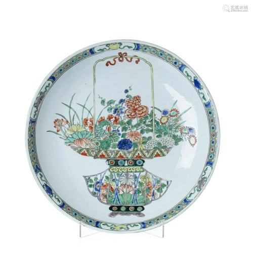 Large plate in Chinese porcelain, Kangxi