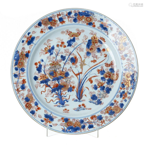 Large Imari plate in Chinese porcelain, Kangxi