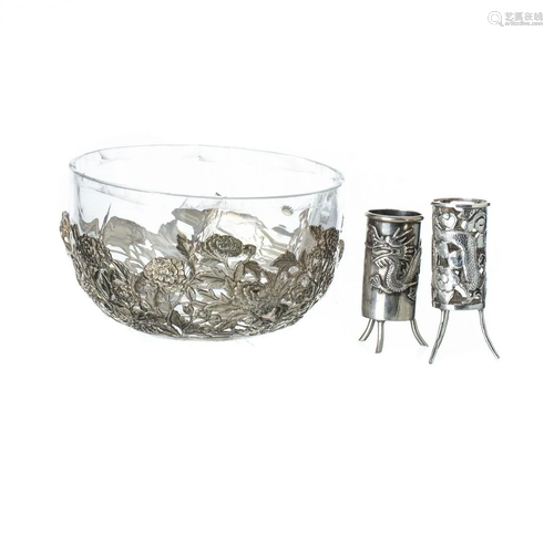 Pair of toothpicks and bowl in Chinese silver