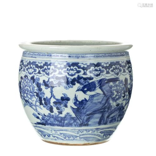 Chinese porcelain flower vase, Tongzhi