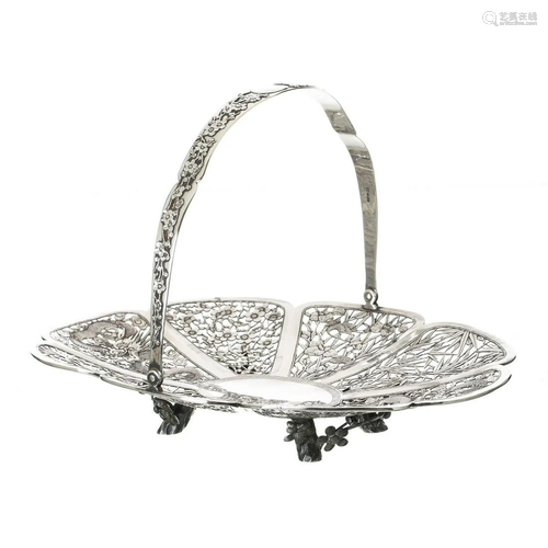 WANG HING & Co. - Chinese silver basket with ha…