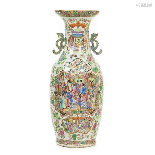 Chinese porcelain 'Mandarin' large vase, Daogu…