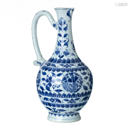 Chinese porcelain wine pitcher, Ming