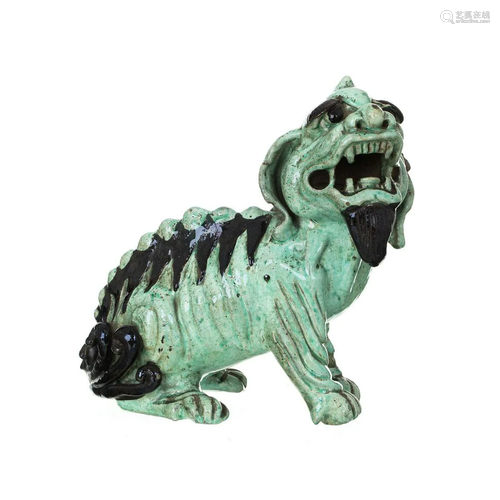 Chinese Shiwan ceramic Buddhistic lion