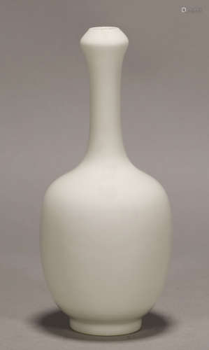 Qing Dynasty - White Glaze Vase
