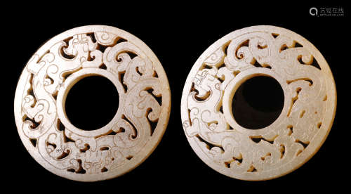 Han Dynasty - Pair of Jade Dragon Ring
