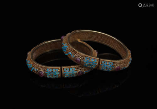 PAIR IMPERIAL KINGFISHER BANGLES QING DYNASTY,PAIR IMPERIAL KINGFISHER BANGLES QING DYNASTY