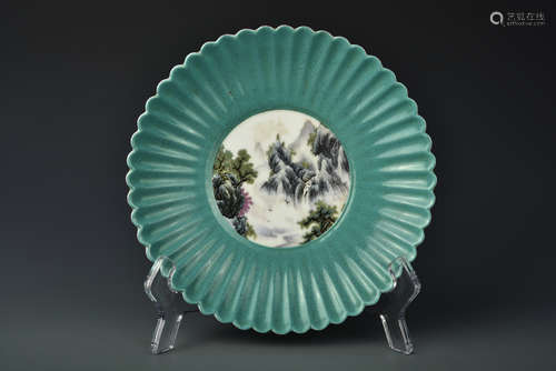 A CHRYSANTHEMUM DISH QING DYNASTY