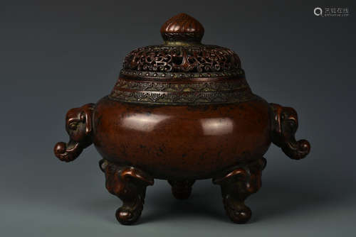 A TRIPOD CENSER MING DYNASTY